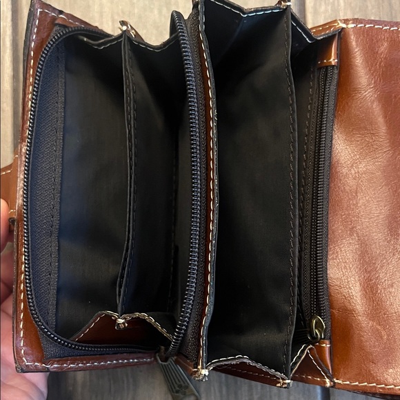 Patricia Nash Brown Trifold Leather Wallet - Picture 5 of 10